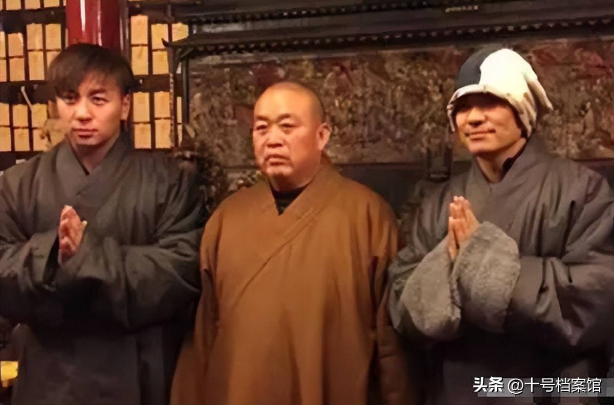 人在做天在看，继释永信事件后，被曝欺诈的王宝强终于扬眉吐气