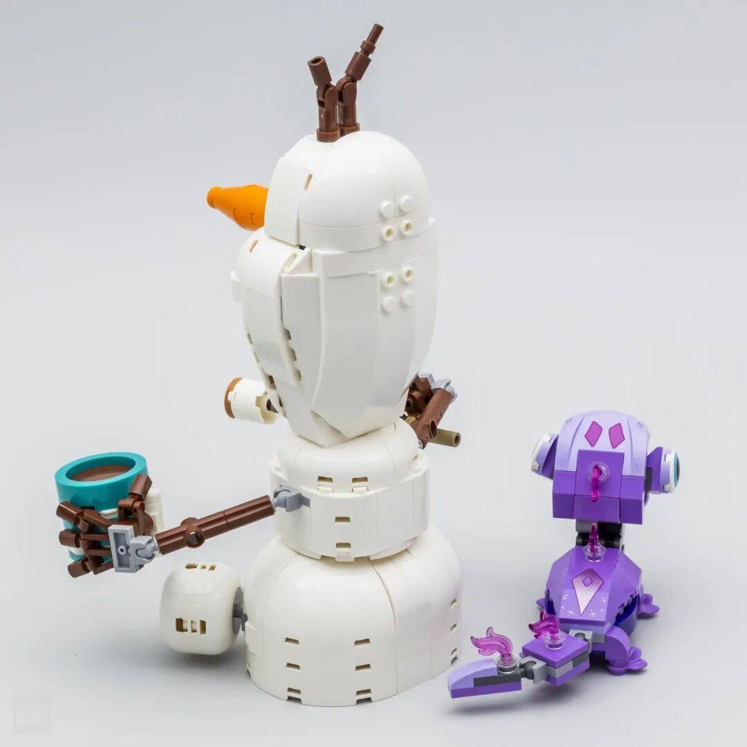 没什么大招，但乐高迪士尼这套新的雪宝终于让人看顺眼了！